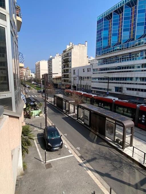 Appartement 23 M2 A Nice, 2E Ligne Du Front De Mer Exterior photo